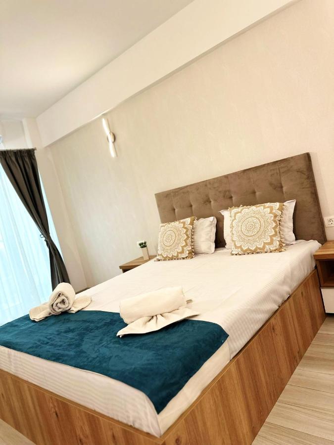 Victory Luxury Apartments エフォリエ・ノルド エクステリア 写真