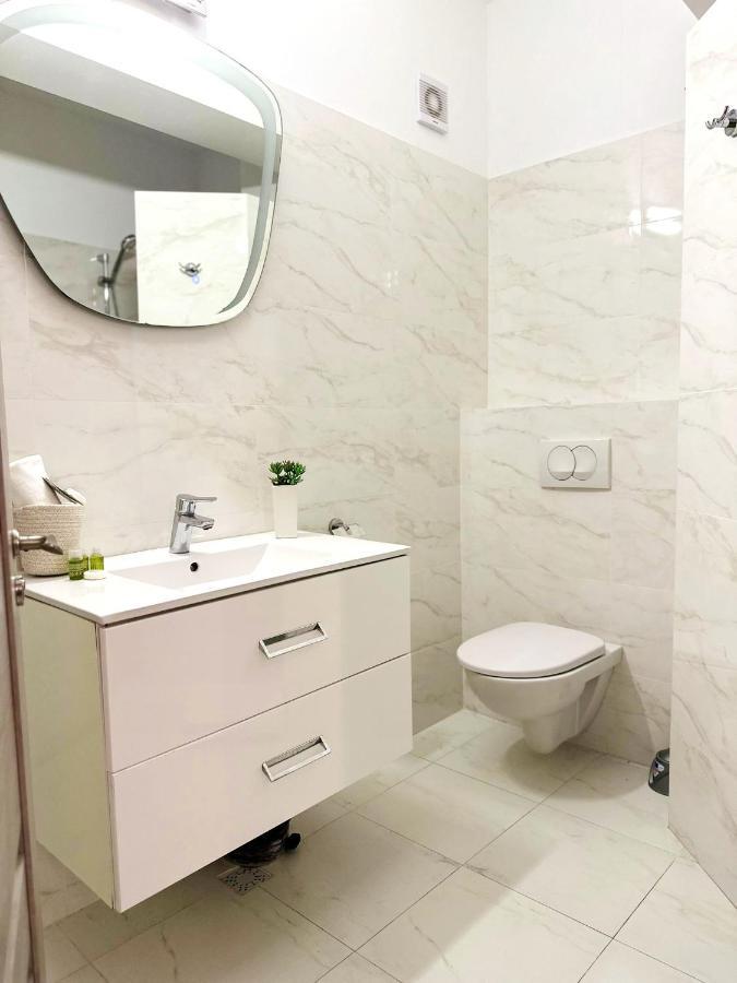 Victory Luxury Apartments エフォリエ・ノルド エクステリア 写真
