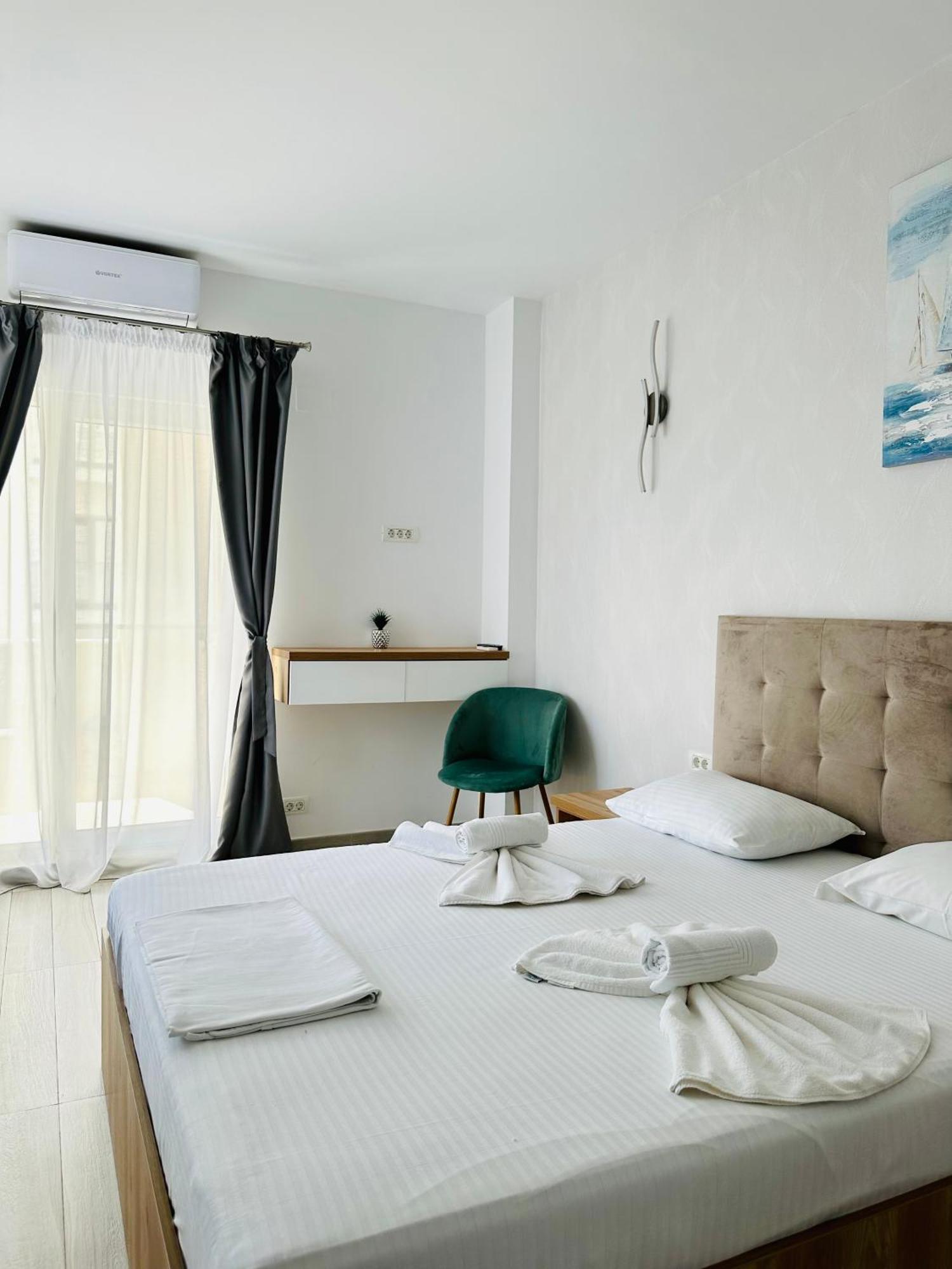 Victory Luxury Apartments エフォリエ・ノルド エクステリア 写真